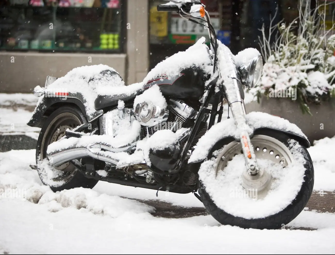 Подготовка мотоцикла к зиме – особенности и этапы подготовки