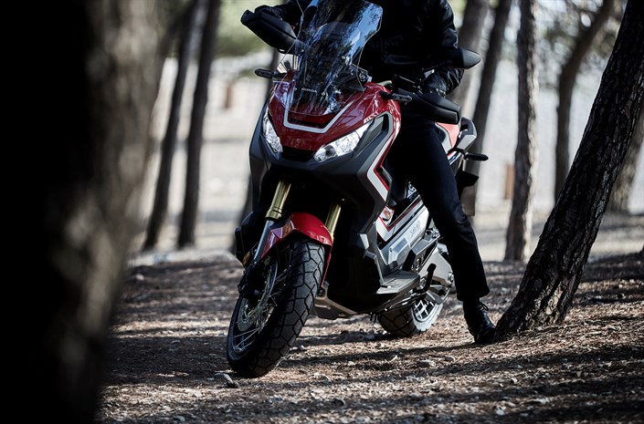 мотоцикл Honda X-ADV_3